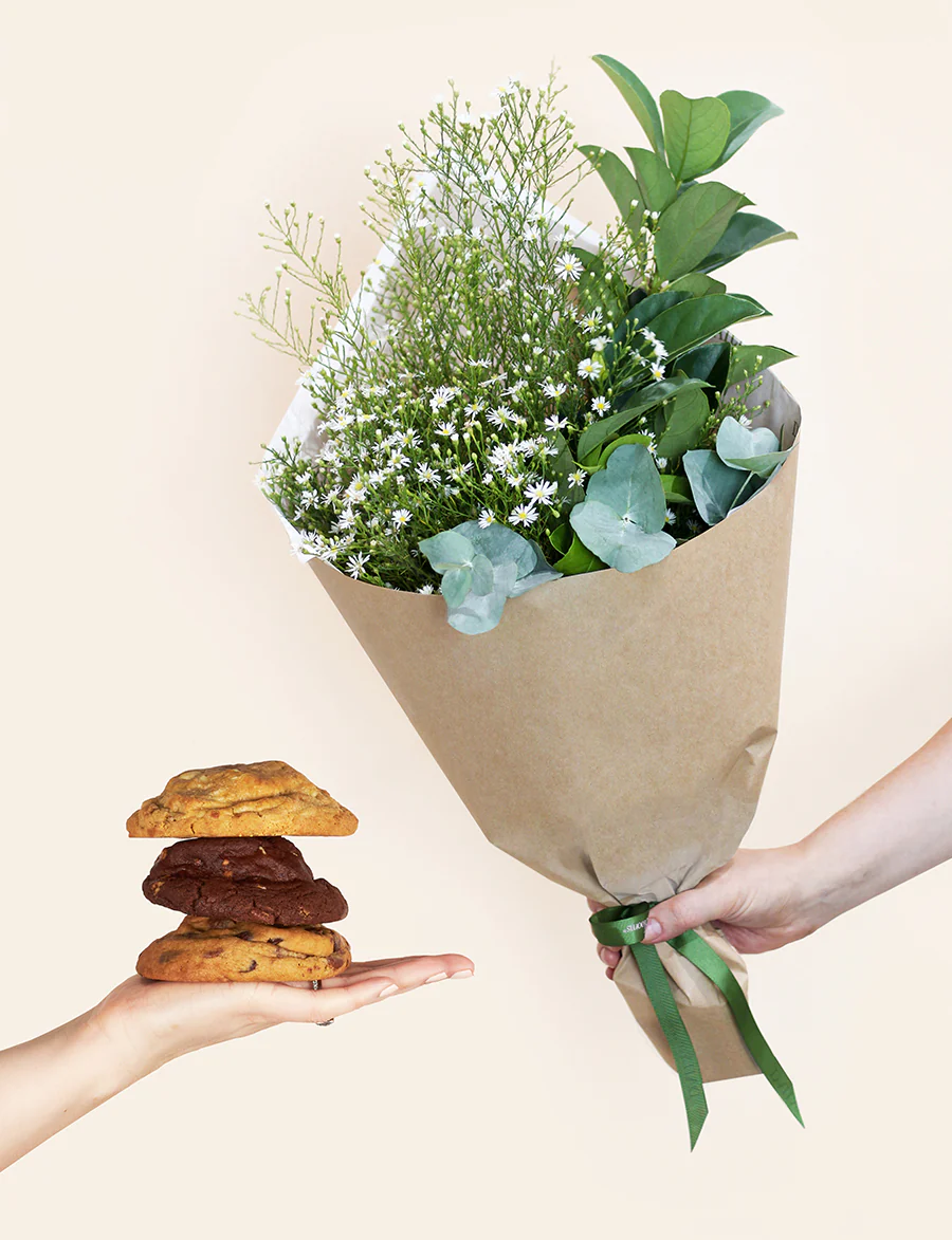Easter Cookies & Blooms Bundle