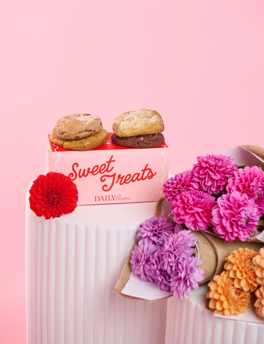 Sweet Splits Bundle with Dahlias - Image 6